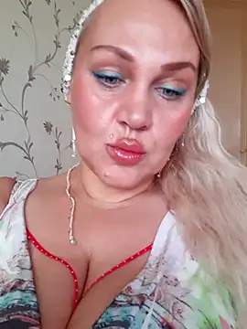 IsabellaBoni live cam on StripChat