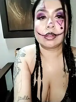 alessiafontine1 live cam on StripChat