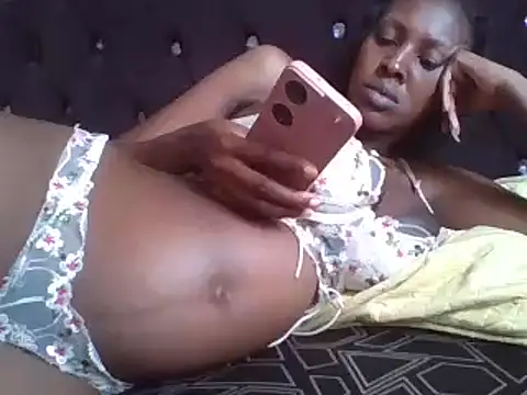 prettyshi live cam on StripChat