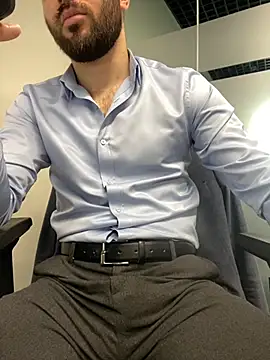speddy34 (M young) - Office show dick