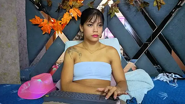 Malia_fox