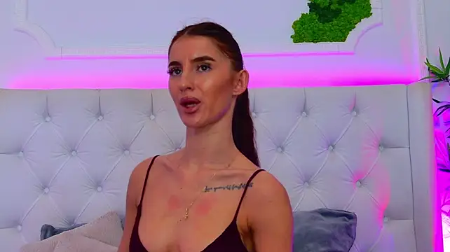ElisaCharm