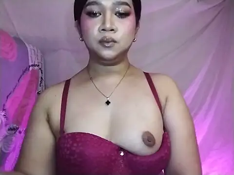 Luvcum143 live cam on StripChat