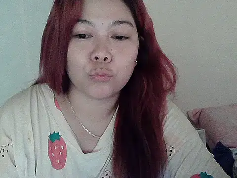 Evaness15 live cam on StripChat