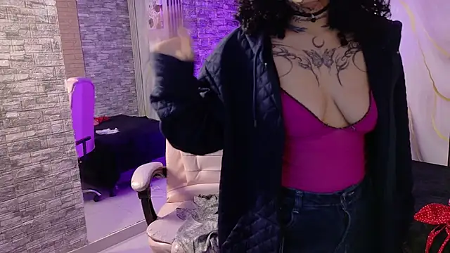 mia_hernnandez