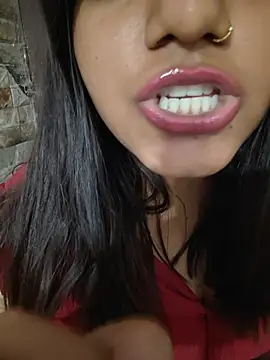 kiara_hotty0