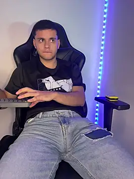 Liam_Mateo live sex cam