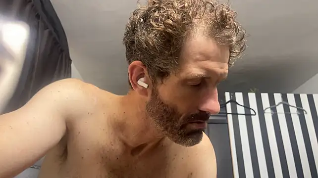 leanjamesdean live cam on StripChat