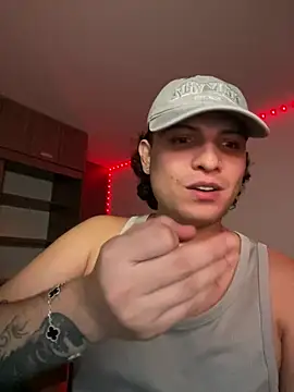marcus_leonel live cam on StripChat