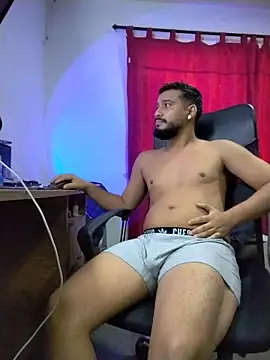 BadboyX333 live cam on StripChat