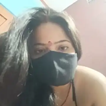 Saloni-couple
