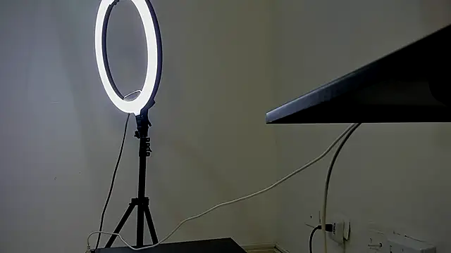 kiaraht live cam on StripChat