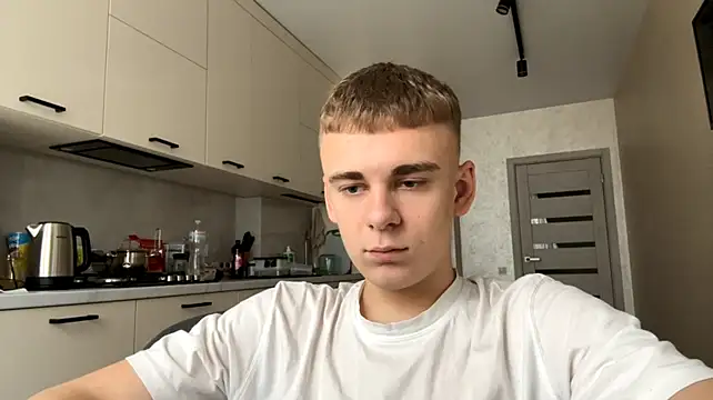 solofury (M twink) - Buy car