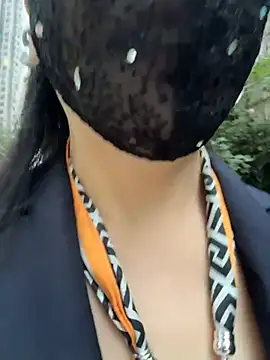 topalice566 (F milf) - 全裸两分钟