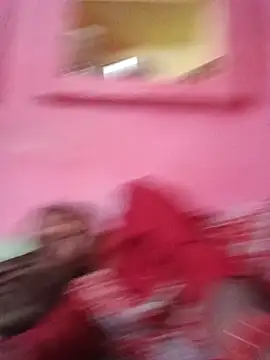Rinee_suwanee live cam on StripChat