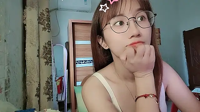 lili_666 (F young) - 对人好，是选择，被人懂，是幸运❤