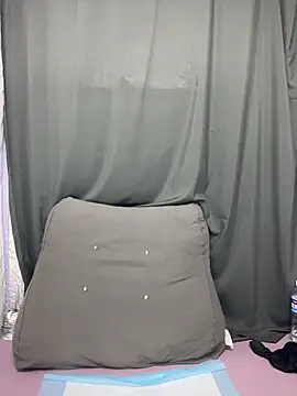 nini_11's live room