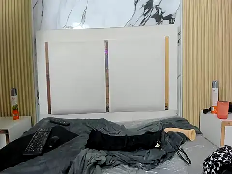 Bianca_HLx live cam on StripChat