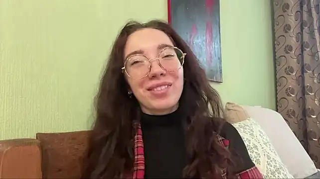 KarryRosamond live cam on StripChat