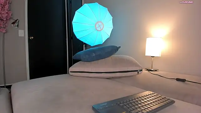kitty_miaa webcam