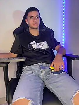 liam_mateo (M young) - cum shot