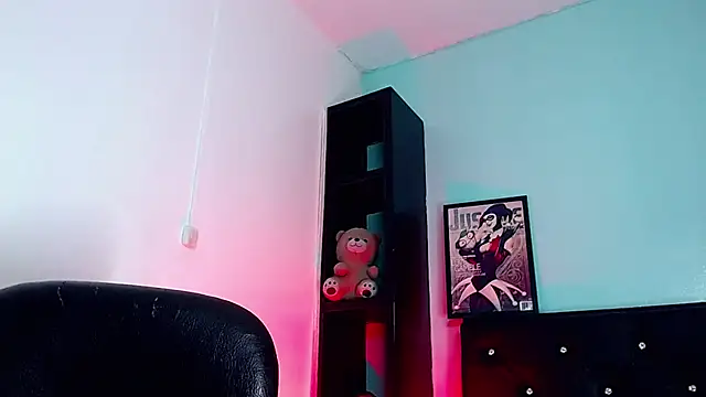 angel_foxc13 (M twink) - happy happy Angel