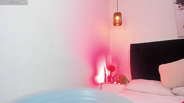 dolly_zoe