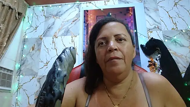 alina_maturehot
