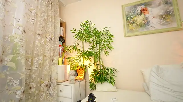 happylisa (F milf) - flash breast