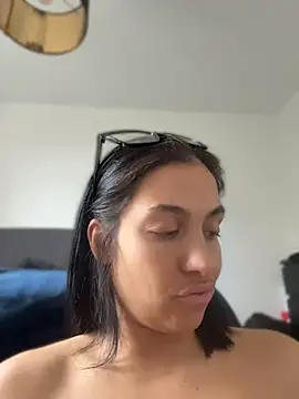 LaPetiteKim webcam