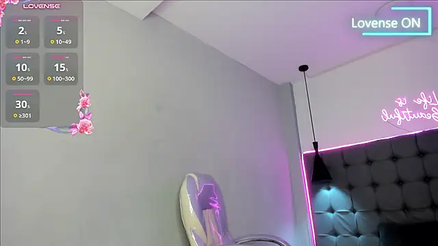 scarletcherry18