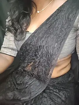 Tamilmallu-duskygirl03