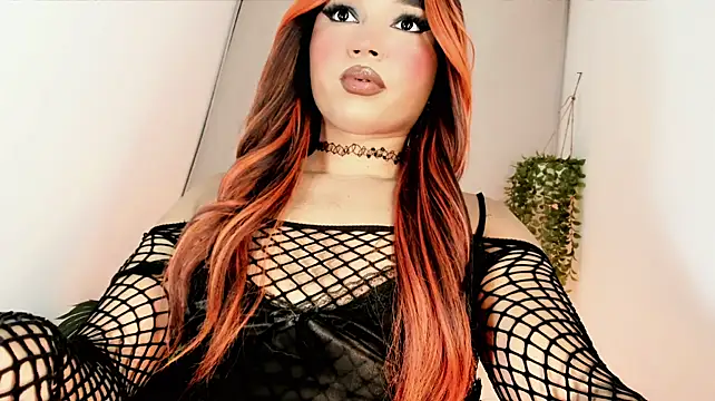 Model: misstreslatin