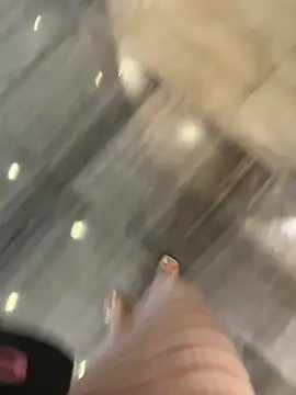 Meii-meyy live sex cam