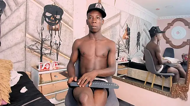 SmithBonilla live cam on StripChat