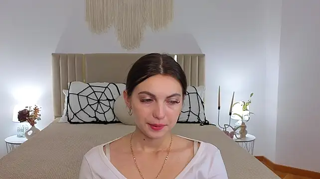 Shy_kitty__ live cam on StripChat