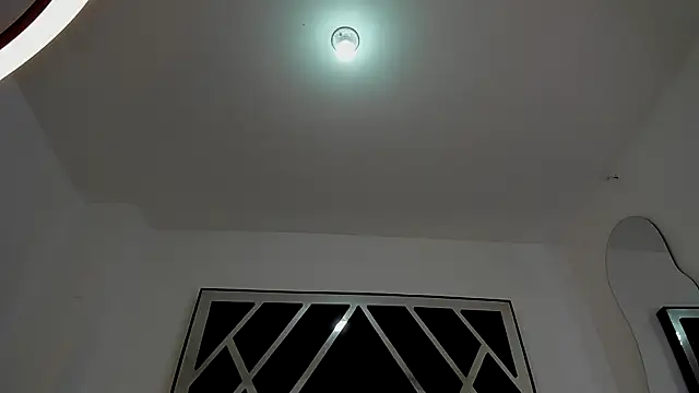 kiaraht live cam on StripChat