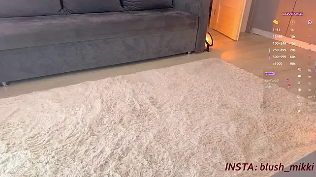 mikkixmeow