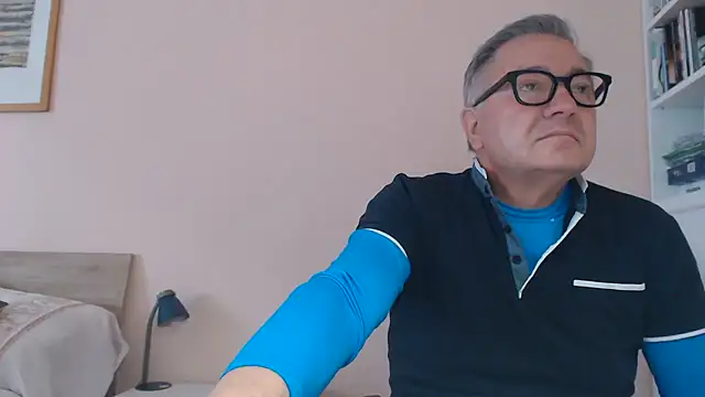 you6me (M grandpa) - Naked show cum