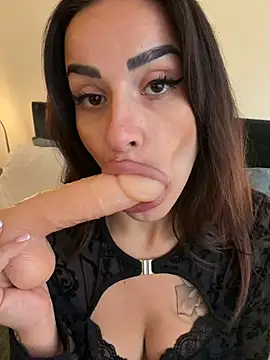 -Alisa live cam