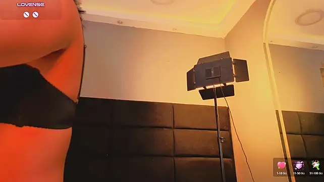 Modelo: Aalaabama
