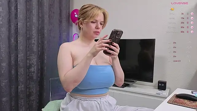 lovly_bambi's live room