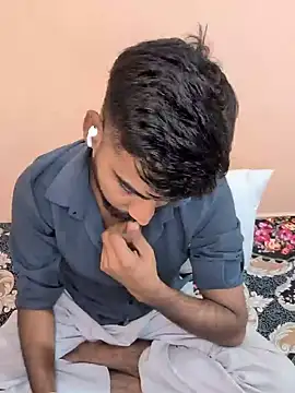 bisexual_yhh live cam