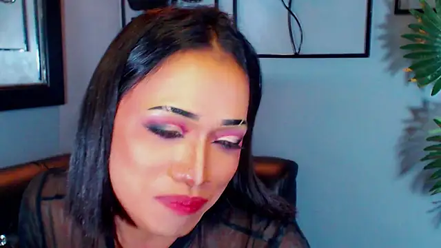 モデル: XxAsian_GoddessxX