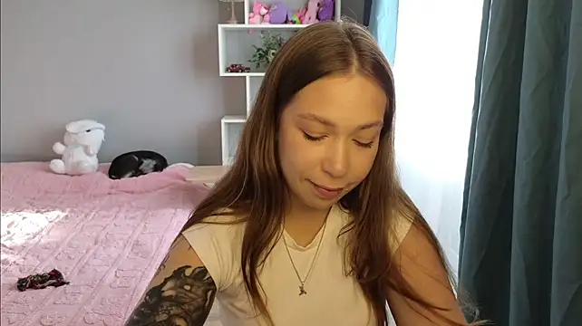 AmiriLain live cam on StripChat