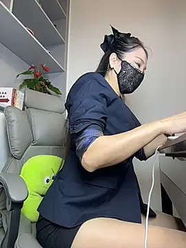 topalice566 (F milf) - 全裸两分钟