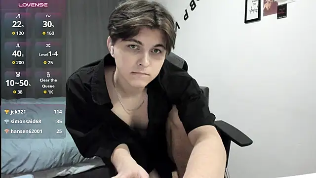 heyfelixxx (M twink) - show ass