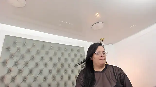 anette_cooper live cam on StripChat