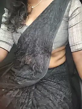 Tamilmallu-duskygirl03