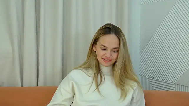 AnitaVenture live cam on StripChat
